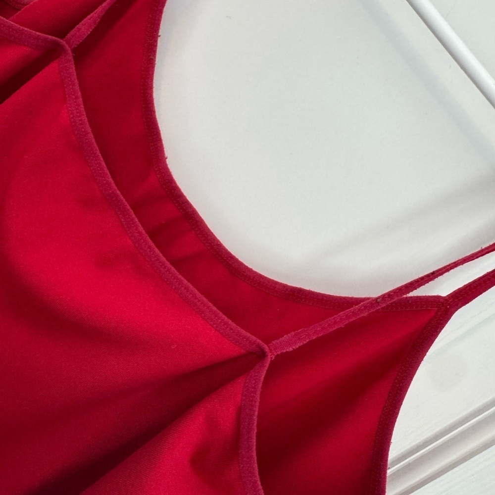 Simple Red tank top, quality material not flimsy. Perfect for layering or alone! - Picture 5 of 6